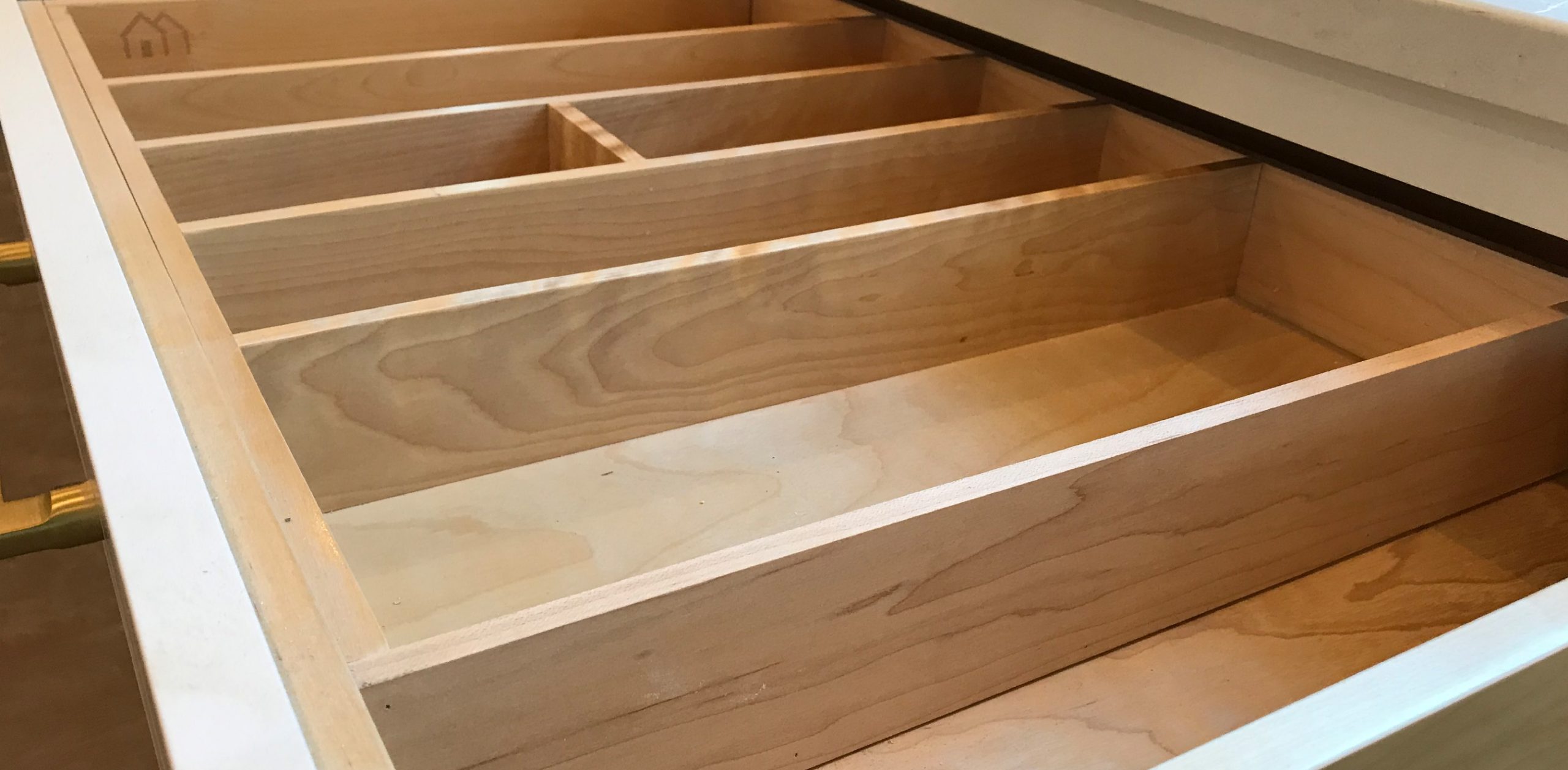 This  removable drawer maximized my kitchen storage space