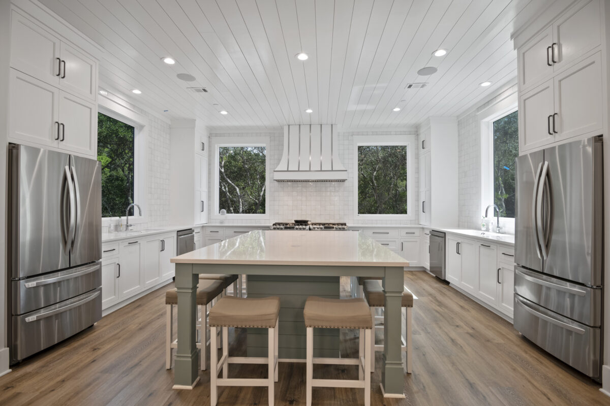 Blue Mountain Beach Kitchen | Twin Construction 