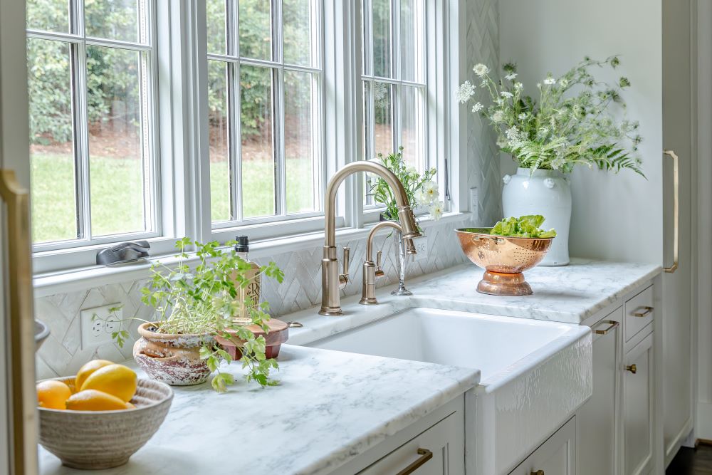 White Apron Sink with Marble Countertops | Twin Construction