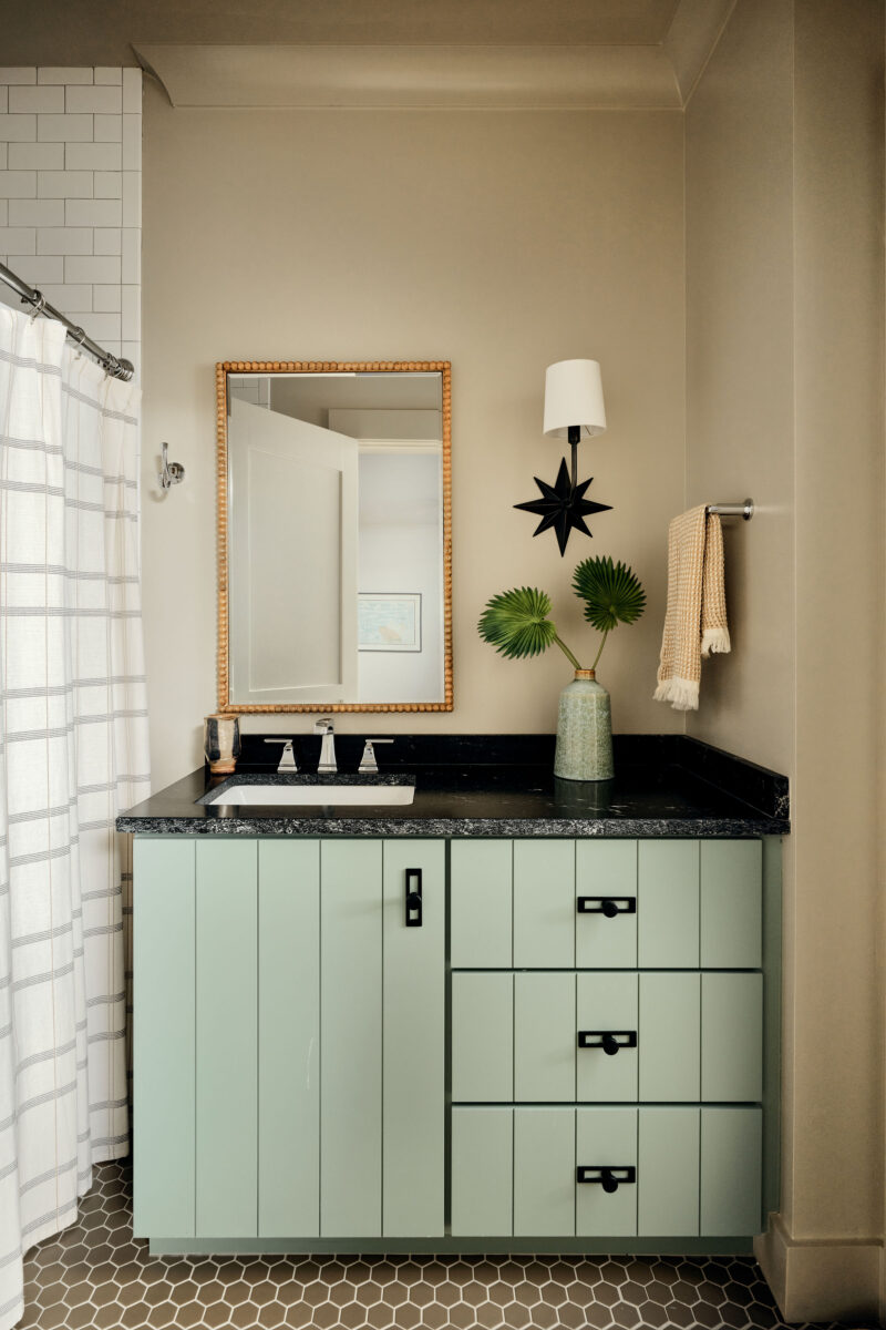 Teen Boy's Bathroom | Twin Construction